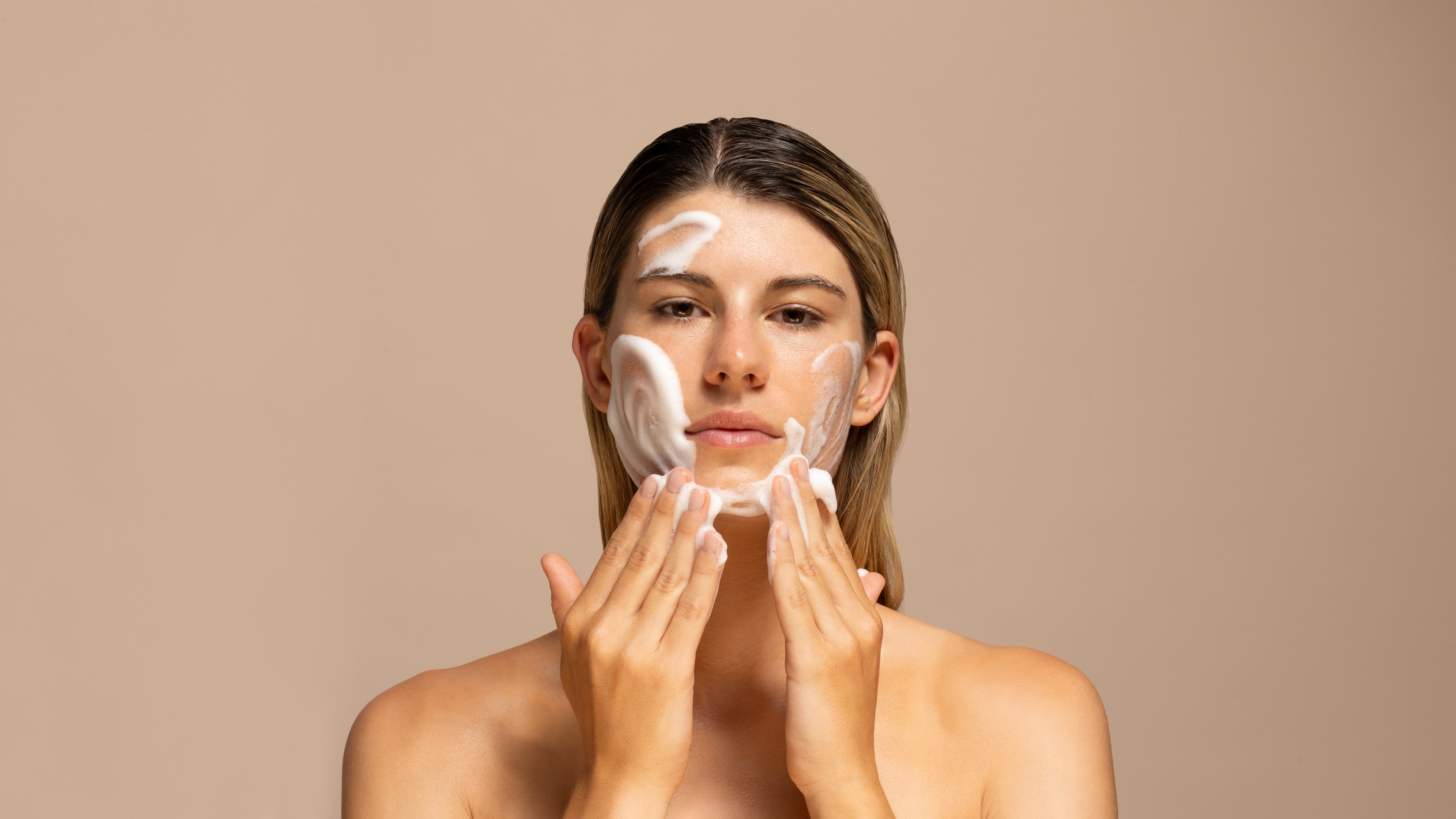 Peel & Reveal — Radiance Cleanser